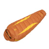 sac de couchage compact et chaud orange et jaune en duvet pour camping et bivouac