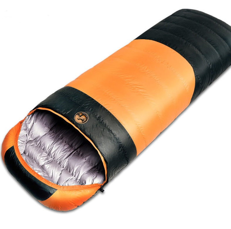 sac de couchage grand froid ultra léger orange et noir sur fond blanc