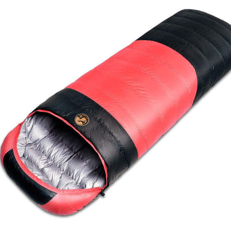 sac de couchage grand froid ultra léger rouge et noir sur fond blanc