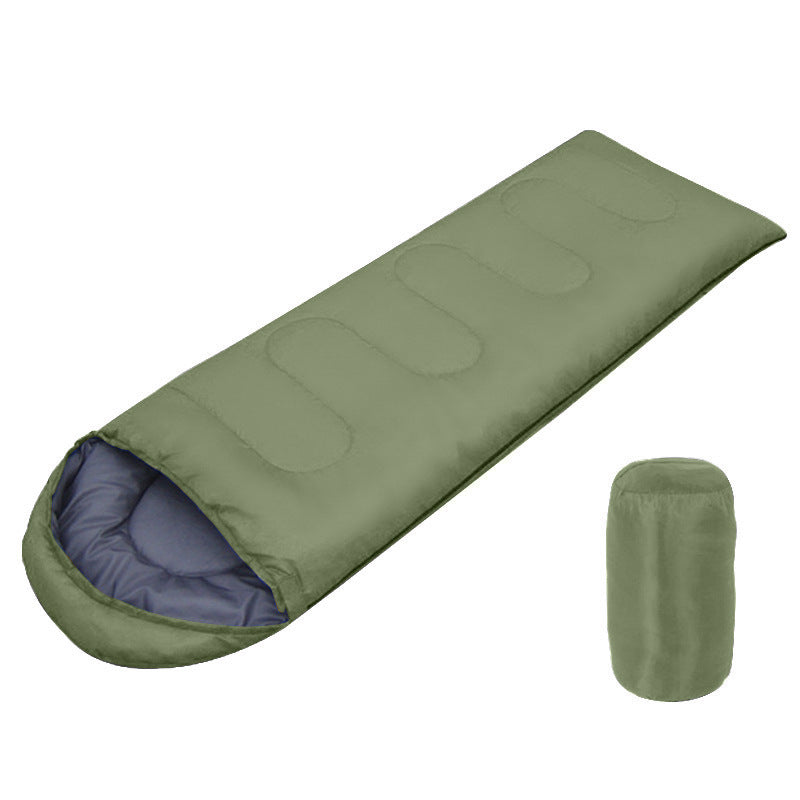 sac de couchage hiver vert armée sur fond blanc